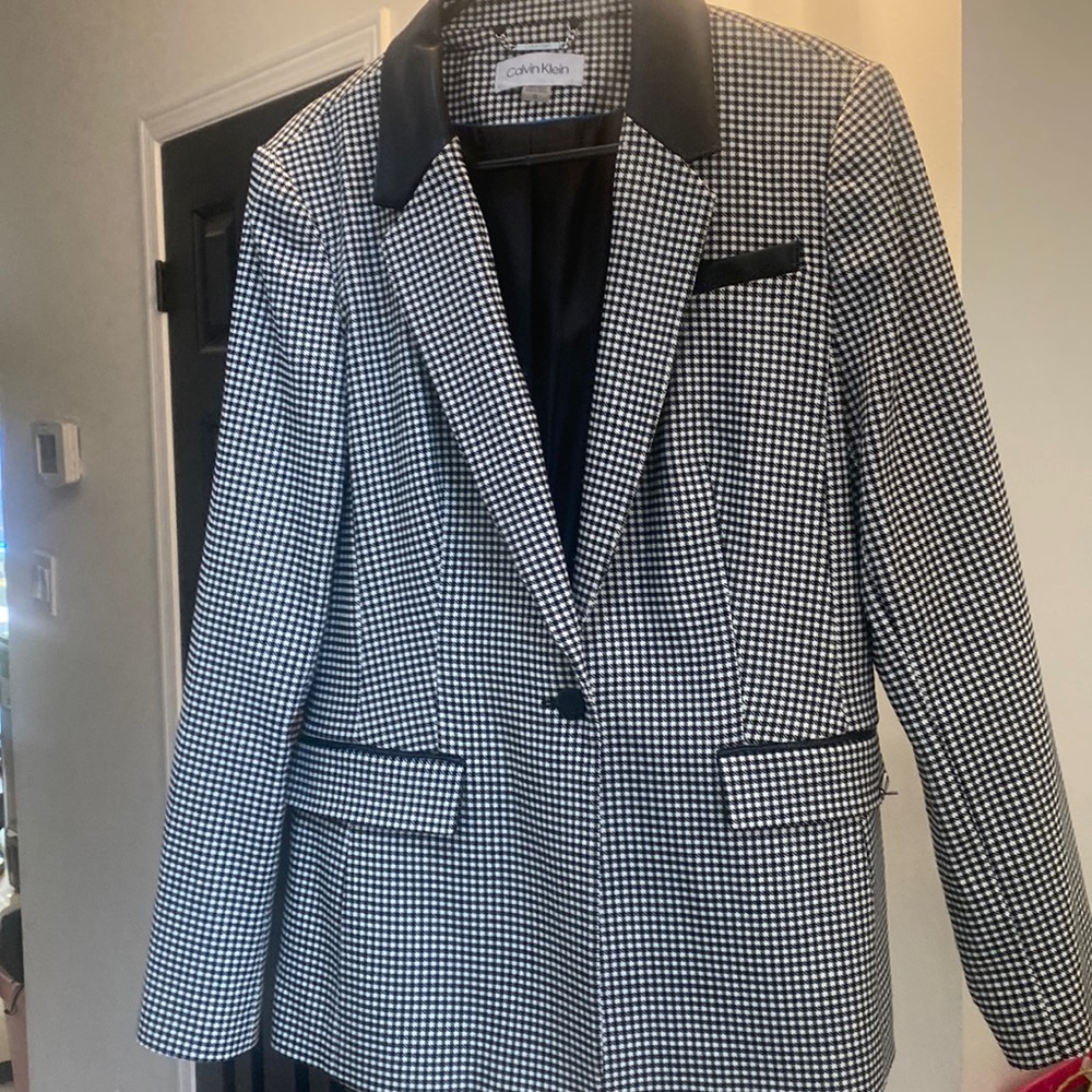 Calvin Klein blazer ** excellent condition